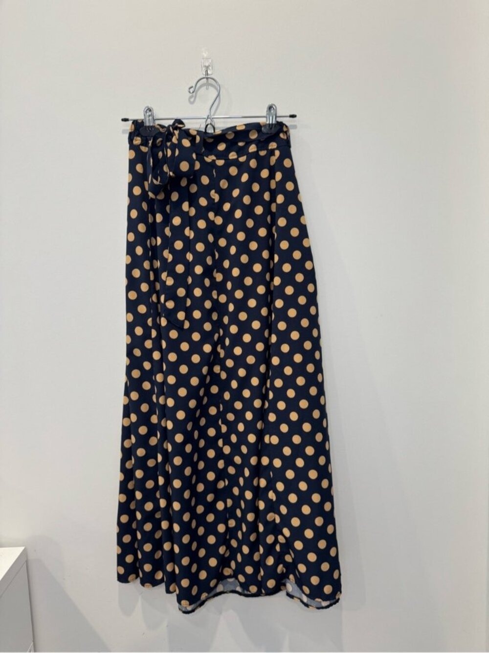 Korean Brand Navy Polka Dot Wrap Midi Skirt Size Small 0861 - Picture 2 of 5